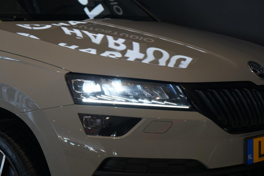 Škoda Karoq 1.5 TSI ACT Sportline Business *EERSTE EIGENAAR* + KEYLESS / CAMERA / CANTON AUDIO / TREKHAAK