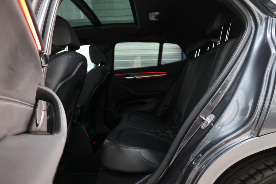 BMW X2 SDrive20i M Sport LED/SFEER/PANO/LEER+S.VERWARMING/KEYLESS/CAM/CRUISE/ECC/12 MND GARANTIE! BMW X2 SDrive20i M Sport LED/SFEER/PANO/LEER+S.VERWARMING/KEYLESS/CAM/CRUISE/ECC/12 MND GARANTIE!