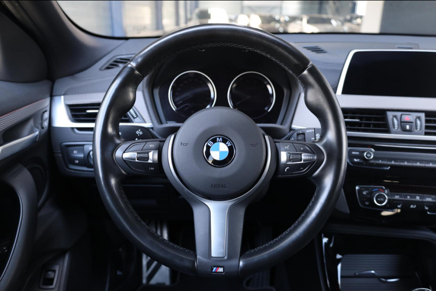 BMW X2 SDrive20i M Sport LED/SFEER/PANO/LEER+S.VERWARMING/KEYLESS/CAM/CRUISE/ECC/12 MND GARANTIE! BMW X2 SDrive20i M Sport LED/SFEER/PANO/LEER+S.VERWARMING/KEYLESS/CAM/CRUISE/ECC/12 MND GARANTIE!