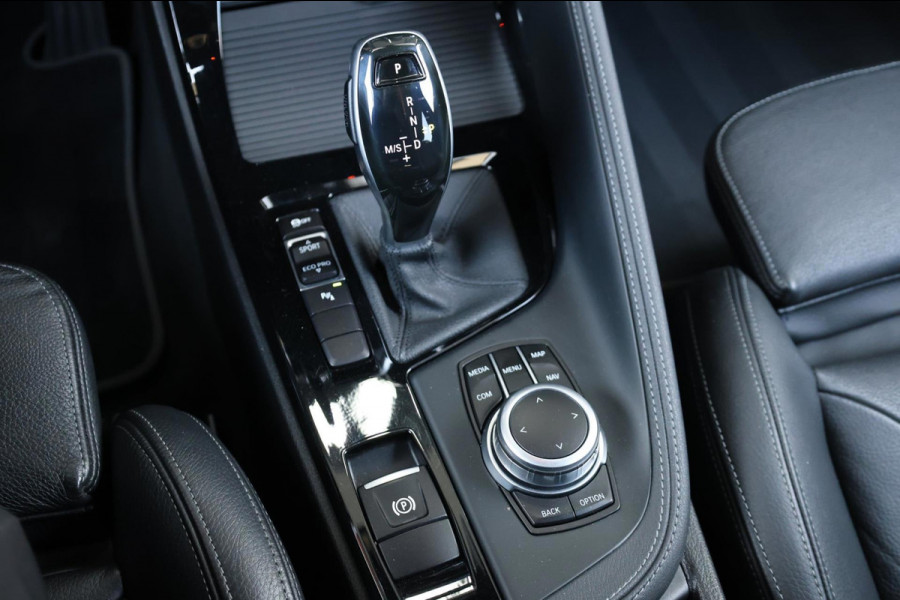 BMW X2 SDrive20i M Sport LED/SFEER/PANO/LEER+S.VERWARMING/KEYLESS/CAM/CRUISE/ECC/12 MND GARANTIE! BMW X2 SDrive20i M Sport LED/SFEER/PANO/LEER+S.VERWARMING/KEYLESS/CAM/CRUISE/ECC/12 MND GARANTIE!