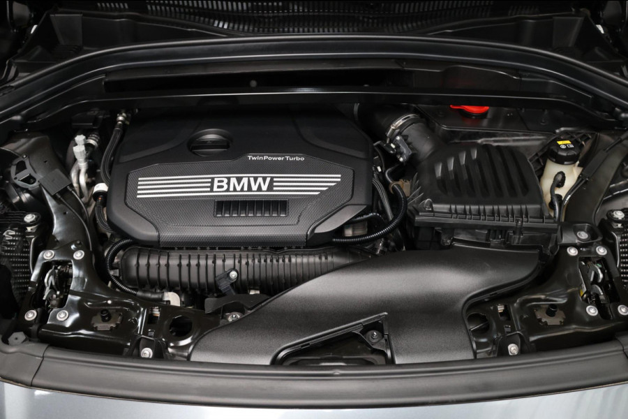 BMW X2 SDrive20i M Sport LED/SFEER/PANO/LEER+S.VERWARMING/KEYLESS/CAM/CRUISE/ECC/12 MND GARANTIE! BMW X2 SDrive20i M Sport LED/SFEER/PANO/LEER+S.VERWARMING/KEYLESS/CAM/CRUISE/ECC/12 MND GARANTIE!