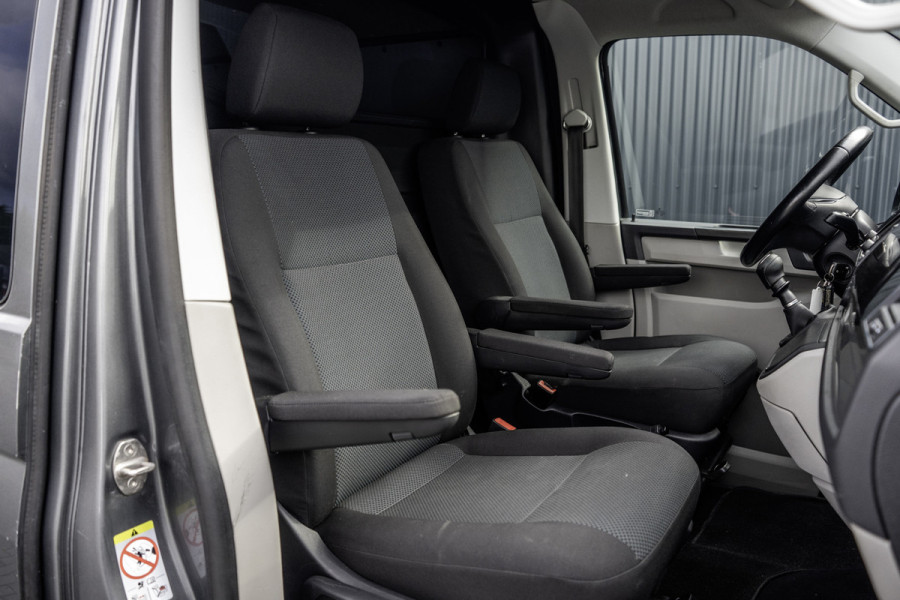 Volkswagen Transporter T6 2.0TDI 150PK | L2H1 | LED | Camera | CarPlay | Navigatie | Cruise | Airco | PDC | Euro 6
