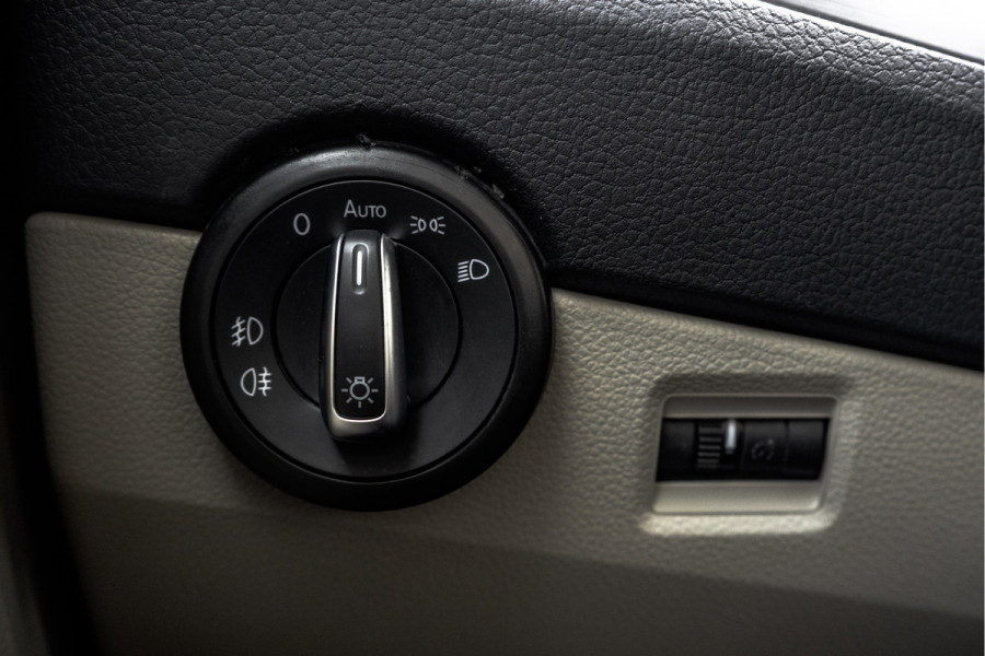 Volkswagen Transporter T6 2.0TDI 150PK | L2H1 | LED | Camera | CarPlay | Navigatie | Cruise | Airco | PDC | Euro 6