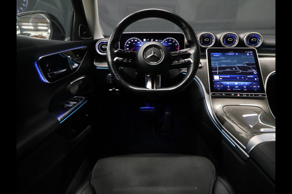 Mercedes-Benz C-Klasse 200 4MATIC AMG Line *WEEKAANBIEDING* [SCHUIFKANTELDAK, ADAPTIVE CRUISE CONTROL, BURMESTER, ELEKTRISCHE STOELEN, 360 CAMERA, SFEERLICHT, CARBON, URBAN GUARD+,  NIEUWSTAAT]