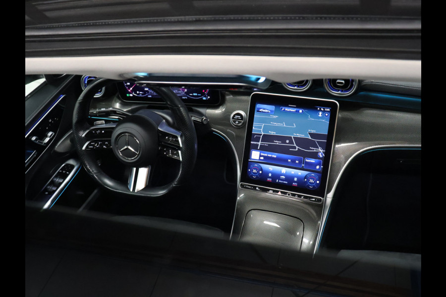 Mercedes-Benz C-Klasse 200 4MATIC AMG Line *WEEKAANBIEDING* [SCHUIFKANTELDAK, ADAPTIVE CRUISE CONTROL, BURMESTER, ELEKTRISCHE STOELEN, 360 CAMERA, SFEERLICHT, CARBON, URBAN GUARD+,  NIEUWSTAAT]