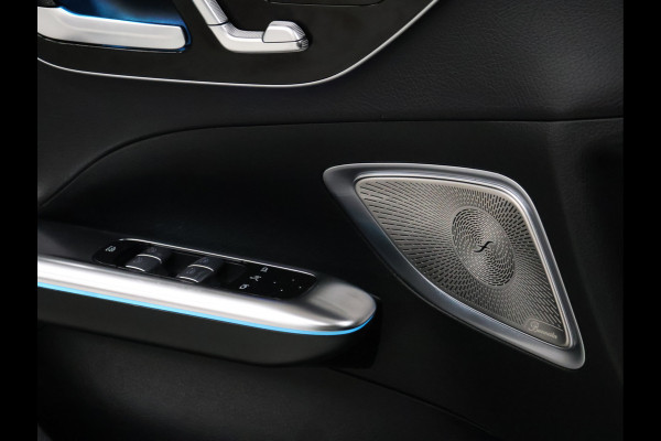 Mercedes-Benz C-Klasse 200 4MATIC AMG Line *WEEKAANBIEDING* [SCHUIFKANTELDAK, ADAPTIVE CRUISE CONTROL, BURMESTER, ELEKTRISCHE STOELEN, 360 CAMERA, SFEERLICHT, CARBON, URBAN GUARD+,  NIEUWSTAAT]