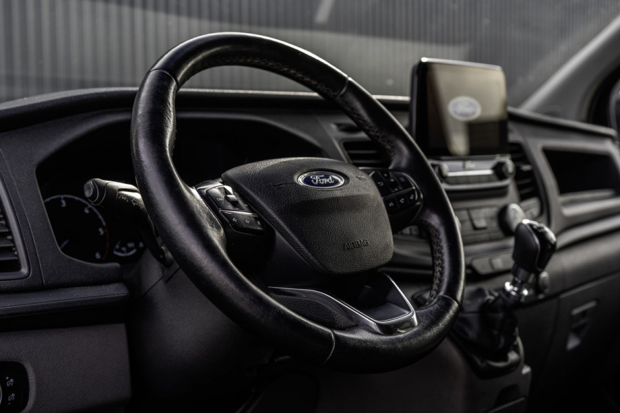 Ford Transit Custom 300 TDCI | L2H1 | 130PK | LED | Camera | CarPlay | Navigatie | Cruise | Airco | PDC | Euro 6 Ford Transit Custom 300 TDCI | L2H1 | 130PK | LED | Camera | CarPlay | Navigatie | Cruise | Airco | PDC | Euro 6