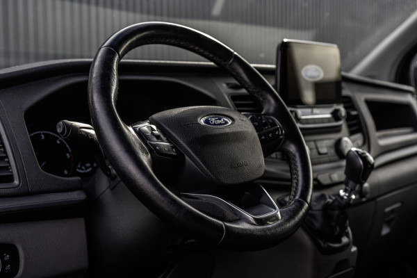 Ford Transit Custom 300 TDCI | L2H1 | 130PK | LED | Camera | CarPlay | Navigatie | Cruise | Airco | PDC | Euro 6 Ford Transit Custom 300 TDCI | L2H1 | 130PK | LED | Camera | CarPlay | Navigatie | Cruise | Airco | PDC | Euro 6