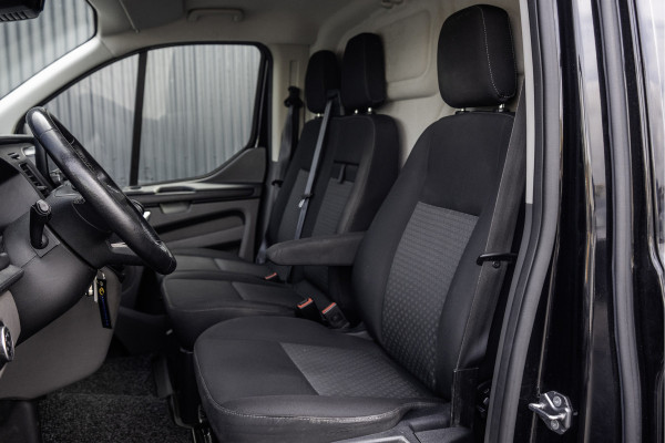 Ford Transit Custom 300 TDCI | L2H1 | 130PK | LED | Camera | CarPlay | Navigatie | Cruise | Airco | PDC | Euro 6 Ford Transit Custom 300 TDCI | L2H1 | 130PK | LED | Camera | CarPlay | Navigatie | Cruise | Airco | PDC | Euro 6