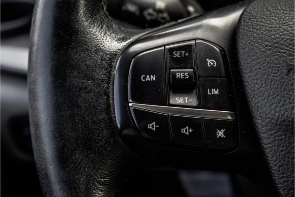 Ford Transit Custom 300 TDCI | L2H1 | 130PK | LED | Camera | CarPlay | Navigatie | Cruise | Airco | PDC | Euro 6 Ford Transit Custom 300 TDCI | L2H1 | 130PK | LED | Camera | CarPlay | Navigatie | Cruise | Airco | PDC | Euro 6