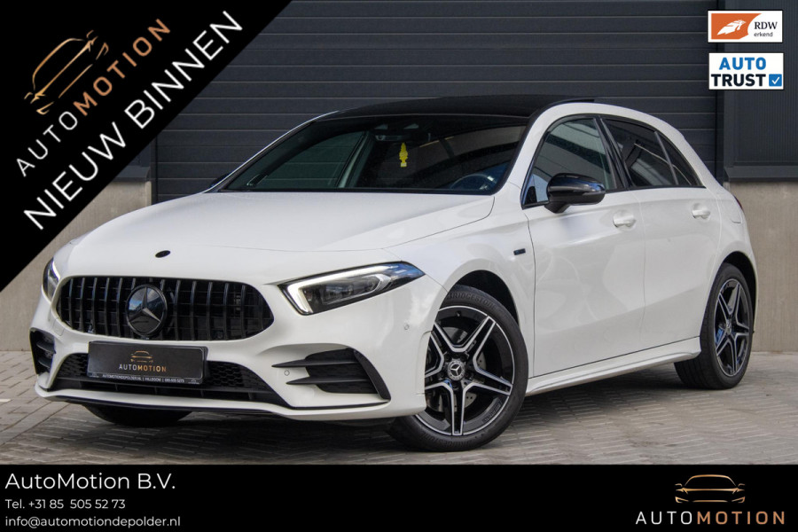 Mercedes-Benz A-Klasse 250 e AMG Line PANO Burmester Sfeerverlichting Parkeerassistent Mercedes-Benz A-Klasse 250 e AMG Line PANO Burmester Sfeerverlichting Parkeerassistent