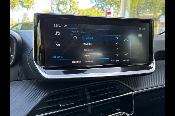 Peugeot 208 1.2 PureTech 75 Style | Navi | Apple Carplay | Parkeerhulp | A/C | Direct leverbaar