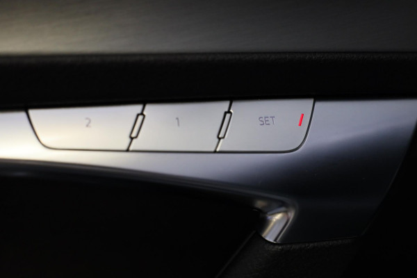 Audi A6 Avant 45 TFSI Quattro S6 Look / NAP / Navi / Cruise Control / Lane Assist / Camera / Memory / Elek Stoelen / Led / 20 Inc Audi A6 Avant 45 TFSI Quattro S6 Look / NAP / Navi / Cruise Control / Lane Assist / Camera / Memory / Elek Stoelen / Led / 20 Inc