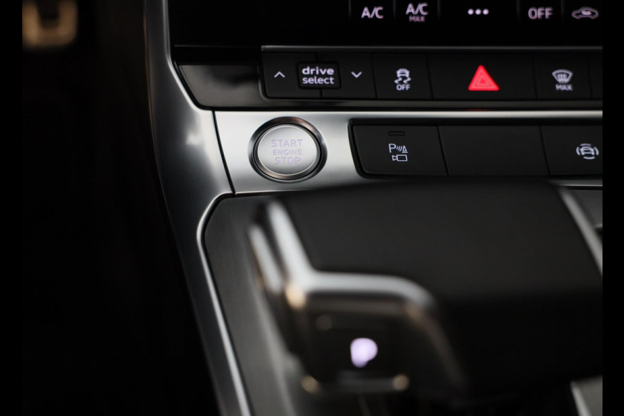 Audi A6 Avant 45 TFSI Quattro S6 Look / NAP / Navi / Cruise Control / Lane Assist / Camera / Memory / Elek Stoelen / Led / 20 Inc Audi A6 Avant 45 TFSI Quattro S6 Look / NAP / Navi / Cruise Control / Lane Assist / Camera / Memory / Elek Stoelen / Led / 20 Inc