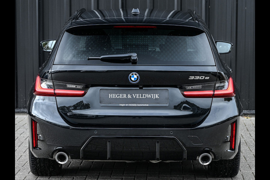 BMW 3 Serie Touring 330e | M-SPORT | GROTE ACCU | 19,5 kWh | CAMERA | SHADOW-LINE | FACELIFT | FULL-LED | STUUR- EN STOELVERWARMING | LED |