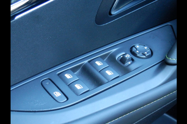 Peugeot 208 Hybrid e-DCS6 GT | 135pk | Automaat I 360 Camera | Panoramadak | Peugeot 208 Hybrid e-DCS6 GT | 135pk | Automaat I 360 Camera | Panoramadak |