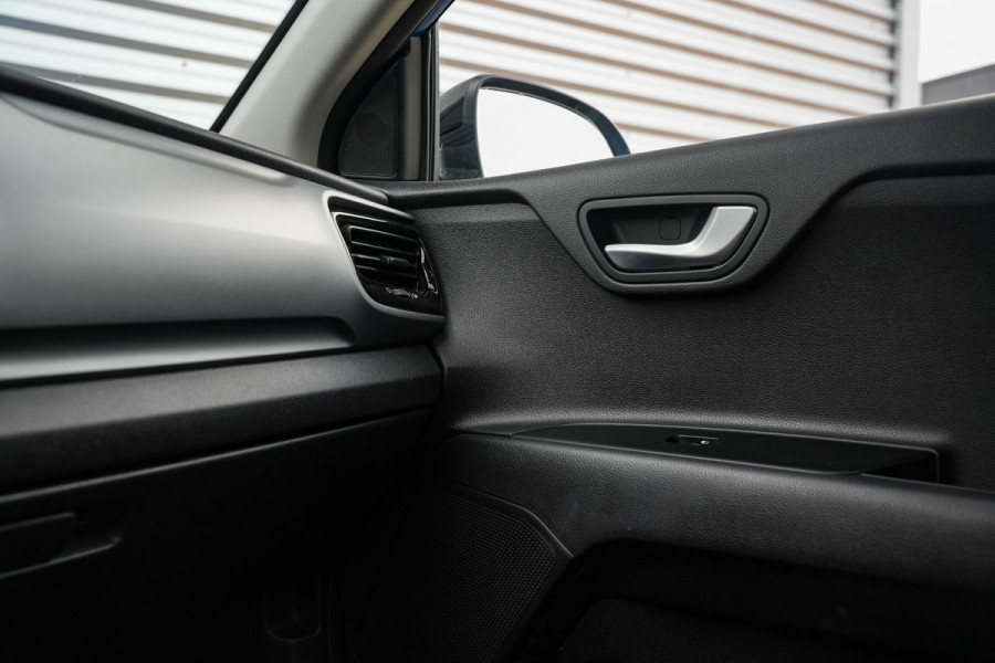 Kia Stonic 1.0 T-GDi MHEV DynamicLine