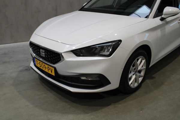 Seat Leon Sportstourer 1.0 eTSI Style Business Intense Camera|carplay|navigatie BTW auto Seat Leon Sportstourer 1.0 eTSI Style Business Intense Camera|carplay|navigatie BTW auto