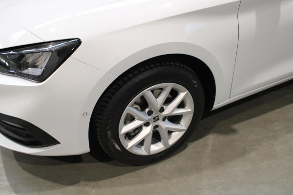 Seat Leon Sportstourer 1.0 eTSI Style Business Intense Camera|carplay|navigatie BTW auto Seat Leon Sportstourer 1.0 eTSI Style Business Intense Camera|carplay|navigatie BTW auto