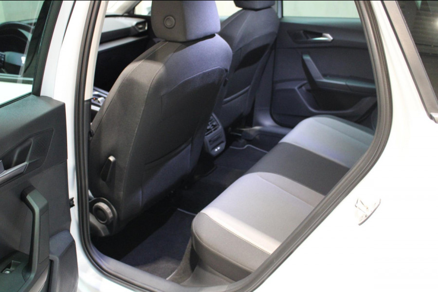 Seat Leon Sportstourer 1.0 eTSI Style Business Intense Camera|carplay|navigatie BTW auto Seat Leon Sportstourer 1.0 eTSI Style Business Intense Camera|carplay|navigatie BTW auto