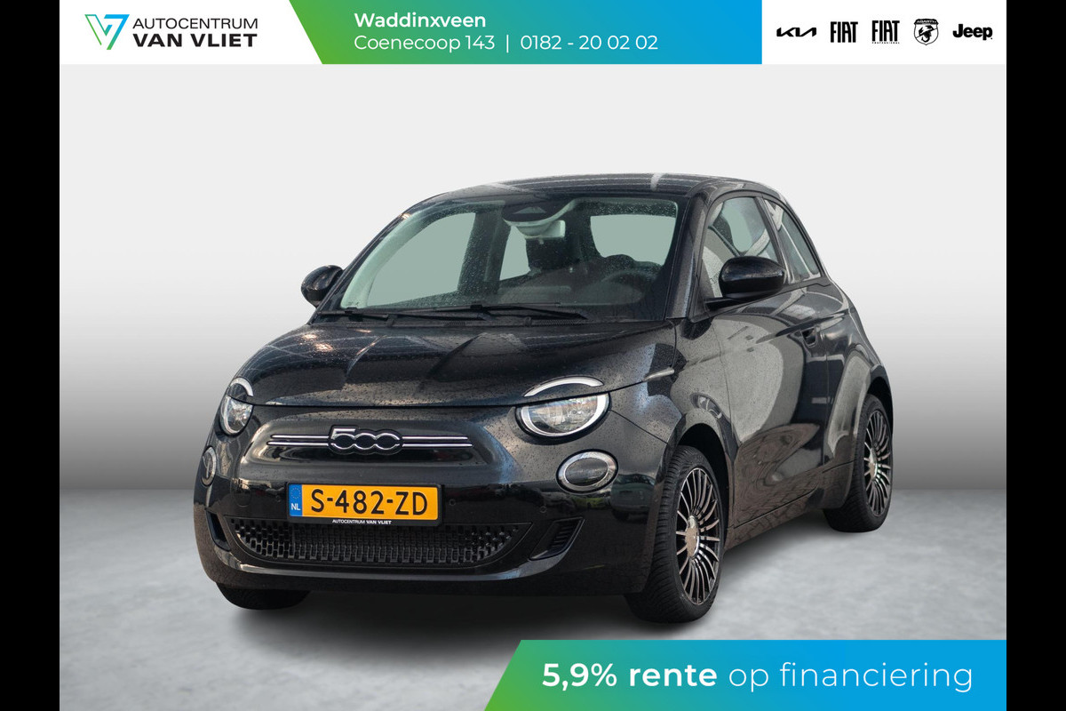 Fiat 500E 42 kWh | 17% Bijtelling | Camera | Keyless | PDC | BSM | Clima | Cruise | Apple Carplay Fiat 500E 42 kWh | 17% Bijtelling | Camera | Keyless | PDC | BSM | Clima | Cruise | Apple Carplay