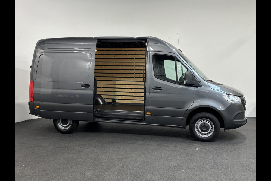 Mercedes-Benz Sprinter 315 L2H2 Automaat Airco Cruise Navigatie Trekhaak Mercedes-Benz Sprinter 315 L2H2 Automaat Airco Cruise Navigatie Trekhaak