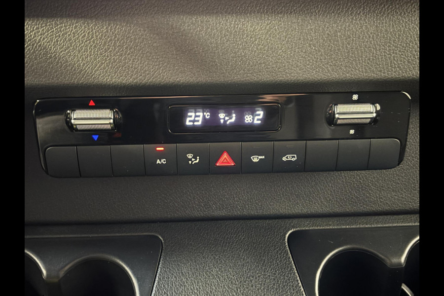 Mercedes-Benz Sprinter 315 L2H2 Automaat Airco Cruise Navigatie Trekhaak Mercedes-Benz Sprinter 315 L2H2 Automaat Airco Cruise Navigatie Trekhaak