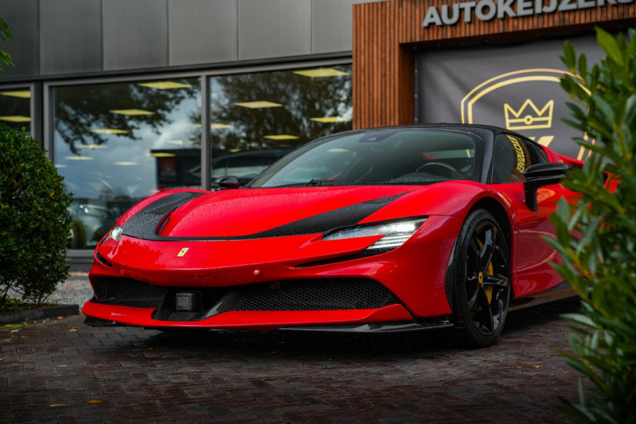 Ferrari SF90 Stradale 4.0 V8 Assetto Fiorano Fiorano Pack Carbon Fibre Daytona Racing Seats Ferrari SF90 Stradale 4.0 V8 Assetto Fiorano Fiorano Pack Carbon Fibre Daytona Racing Seats