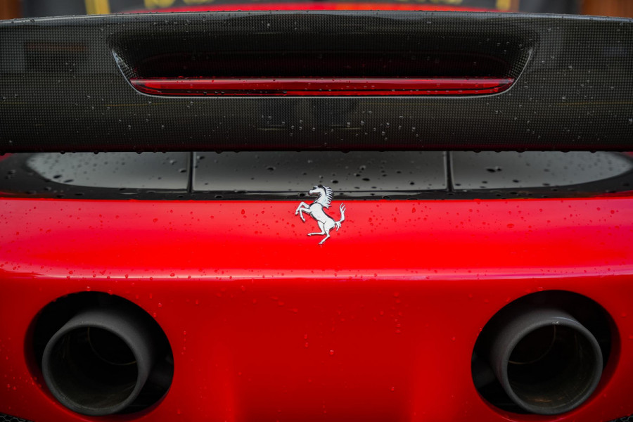 Ferrari SF90 Stradale 4.0 V8 Assetto Fiorano Fiorano Pack Carbon Fibre Daytona Racing Seats Ferrari SF90 Stradale 4.0 V8 Assetto Fiorano Fiorano Pack Carbon Fibre Daytona Racing Seats