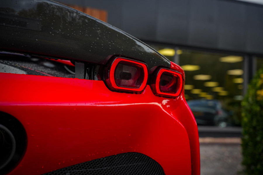 Ferrari SF90 Stradale 4.0 V8 Assetto Fiorano Fiorano Pack Carbon Fibre Daytona Racing Seats Ferrari SF90 Stradale 4.0 V8 Assetto Fiorano Fiorano Pack Carbon Fibre Daytona Racing Seats