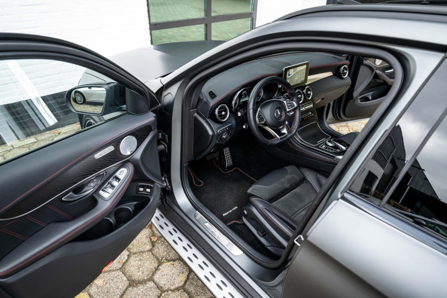 Mercedes-Benz GLC AMG 43 4MATIC Designo ACC Pano Burmester Trekhaak Mercedes-Benz GLC AMG 43 4MATIC Designo ACC Pano Burmester Trekhaak