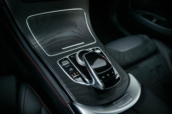 Mercedes-Benz GLC AMG 43 4MATIC Designo ACC Pano Burmester Trekhaak Mercedes-Benz GLC AMG 43 4MATIC Designo ACC Pano Burmester Trekhaak