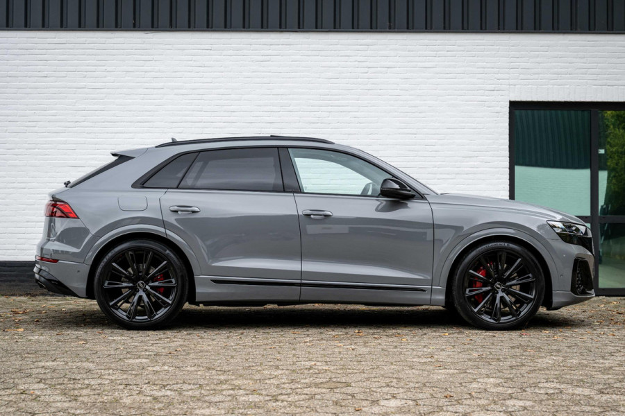 Audi Q8 60 TFSI e quattro S Competition Nightvision Nardo Audi Q8 60 TFSI e quattro S Competition Nightvision Nardo