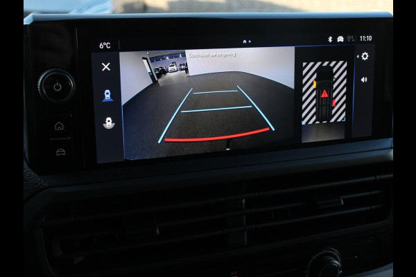 Opel Vivaro 2.0 BlueHDi 180 S&S L3 Automaat Apple Carplay /  Android Auto imperiaal Parkeersensoren  V+A Trekhaak Camera Navigatie Cruise Control LED koplampen houten afwerking laadruimte Opel Vivaro 2.0 BlueHDi 180 S&S L3 Automaat Apple Carplay /  Android Auto imperiaal Parkeersensoren  V+A Trekhaak Camera Navigatie Cruise Control LED koplampen houten afwerking laadruimte