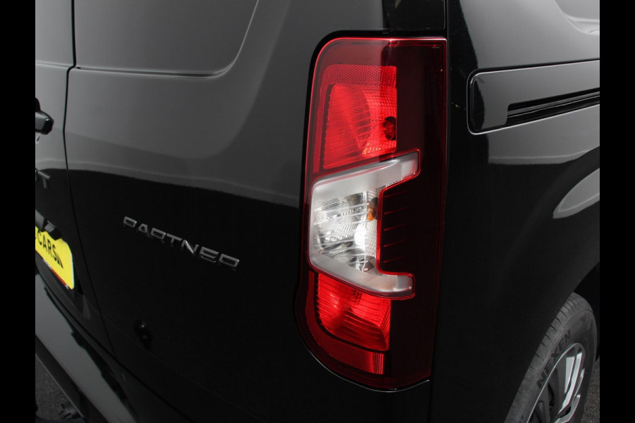 Peugeot Partner 1.5 BlueHDi 130 EAT8 S&S L1 Automaat DEMO! Navigatie Apple Carplay / Android Auto DAB trekhaak Cruise Control Airco Houten bekleding laadruimte