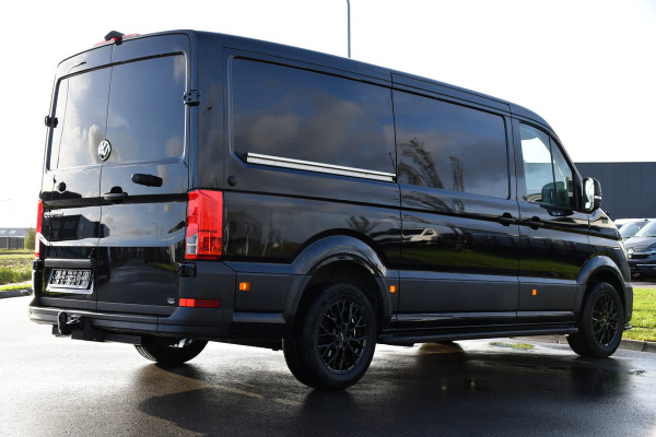 Volkswagen Crafter 35 2.0 TDI L3H2 Black Edition Camera, Carplay, Stoelverwarming, LED, Trekhaak, Sensoren, multimedia, Automaat, Uniek! Volkswagen Crafter 35 2.0 TDI L3H2 Black Edition Camera, Carplay, Stoelverwarming, LED, Trekhaak, Sensoren, multimedia, Automaat, Uniek!