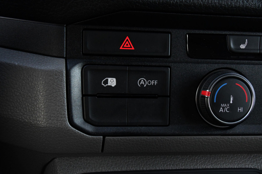 Volkswagen Crafter 35 2.0 TDI L3H2 Black Edition Camera, Carplay, Stoelverwarming, LED, Trekhaak, Sensoren, multimedia, Automaat, Uniek! Volkswagen Crafter 35 2.0 TDI L3H2 Black Edition Camera, Carplay, Stoelverwarming, LED, Trekhaak, Sensoren, multimedia, Automaat, Uniek!