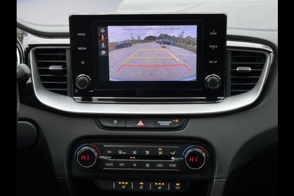 Kia Ceed Sportswagon 1.5 T-GDi 160 pk DynamicLine, achteruitrijcamera, 1/2 lederen sportinterieur , 16 inch, vele opties