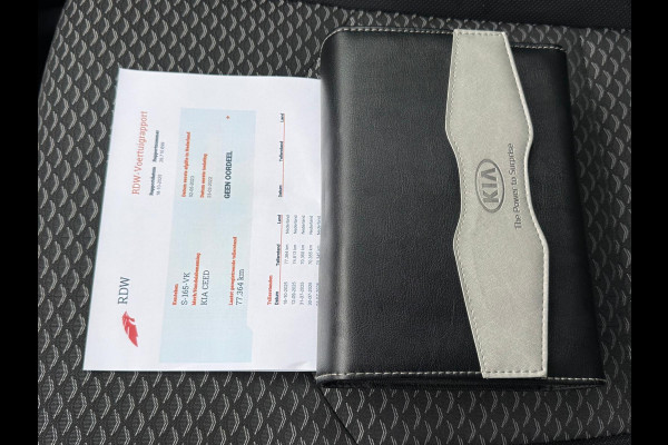 Kia Ceed Sportswagon 1.5 T-GDi 160 pk DynamicLine, achteruitrijcamera, 1/2 lederen sportinterieur , 16 inch, vele opties