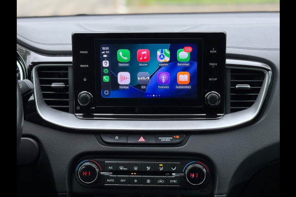Kia Ceed Sportswagon 1.5 T-GDi 160 pk DynamicLine, achteruitrijcamera, 1/2 lederen sportinterieur , 16 inch, vele opties
