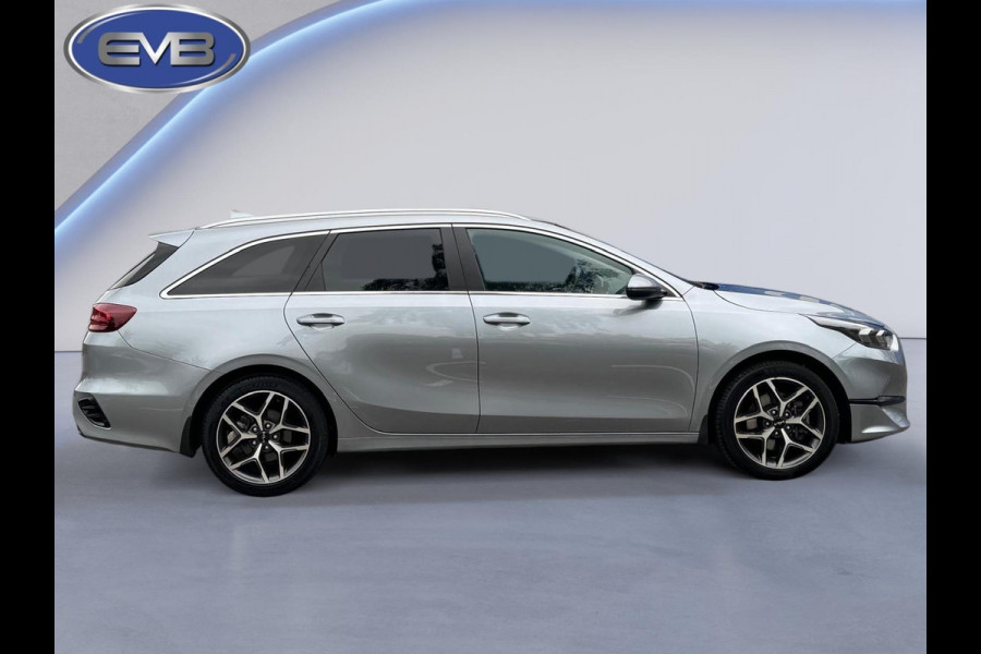 Kia Ceed Sportswagon 1.5 T-GDi 160 pk DynamicLine, achteruitrijcamera, 1/2 lederen sportinterieur , 16 inch, vele opties
