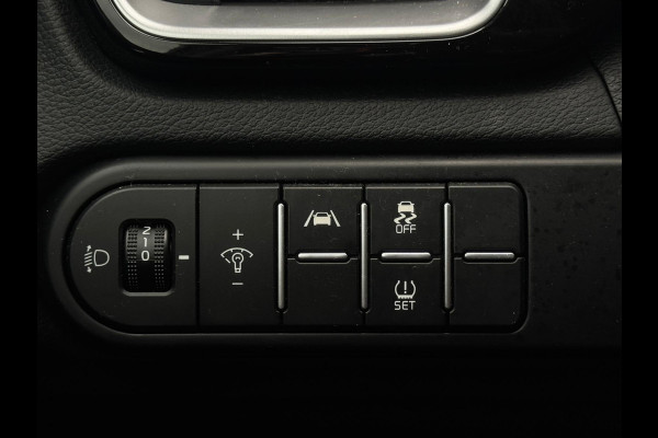 Kia Ceed Sportswagon 1.5 T-GDi 160 pk DynamicLine, achteruitrijcamera, 1/2 lederen sportinterieur , 16 inch, vele opties