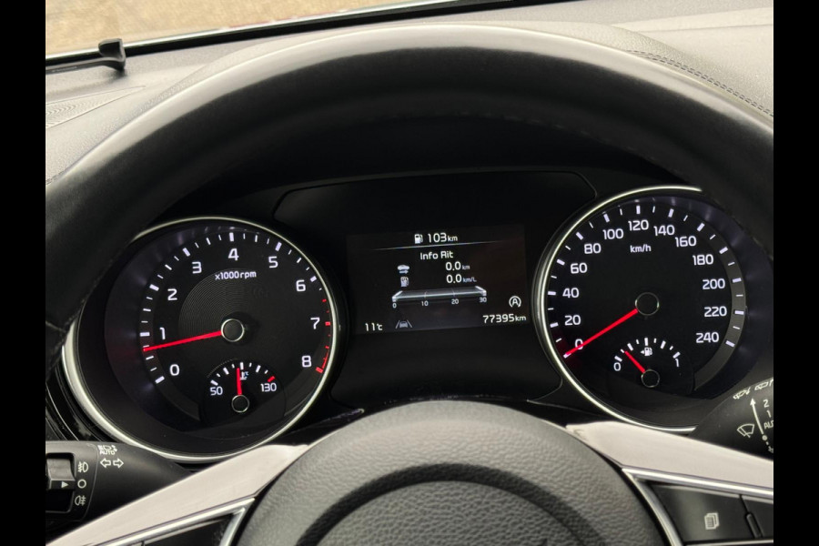 Kia Ceed Sportswagon 1.5 T-GDi 160 pk DynamicLine, achteruitrijcamera, 1/2 lederen sportinterieur , 16 inch, vele opties