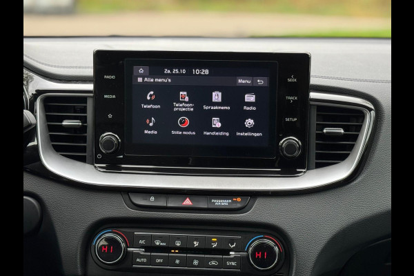 Kia Ceed Sportswagon 1.5 T-GDi 160 pk DynamicLine, achteruitrijcamera, 1/2 lederen sportinterieur , 16 inch, vele opties