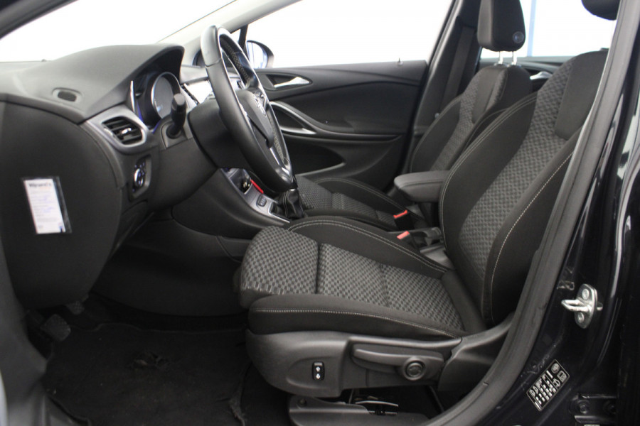 Opel Astra Sports Tourer 1.0 Business+