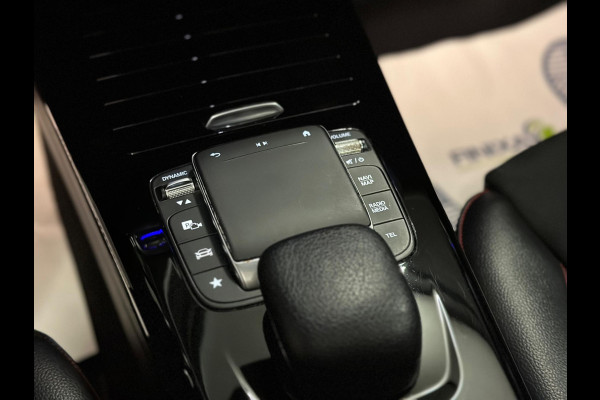 Mercedes-Benz CLA-Klasse 200 AMG|PANO|SFEER|MEMORY|BOMVOL!