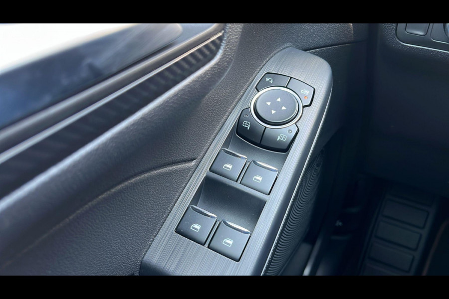 Ford Kuga 2.5 FHEV ST-Line X SCI | 190pk | Driver Assistance Pack | Technology Pack | Panoramadak | Geen stekker nodig | Winterpack | All Weather Banden | 1.600kg Trekgewicht