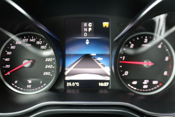 Mercedes-Benz V-Klasse 300d Extra XL DC Avantgarde Edition AMG Burmester Mercedes-Benz V-Klasse 300d Extra XL DC Avantgarde Edition AMG Burmester