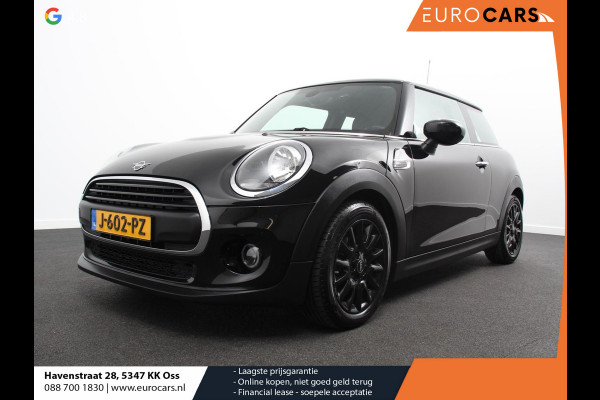 MINI Mini 1.5 One Automaat Blackyard | Parkeer sensoren | Airco | Verwarmbare voorstoelen | Lichtmetalen velgen 16" black