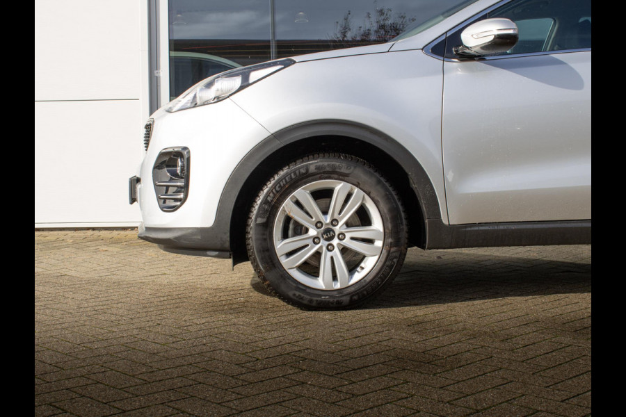 Kia Sportage 1.6 GDI DynamicLine NL auto | Kia dealer onderhouden | Navigatie | Achteruitrijcamera | Trekhaak | Kia Sportage 1.6 GDI DynamicLine NL auto | Kia dealer onderhouden | Navigatie | Achteruitrijcamera | Trekhaak |